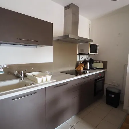 A Pour 2 Personnes Avec Terrasse Et Parking - Fr-1-474-38 * アルカション